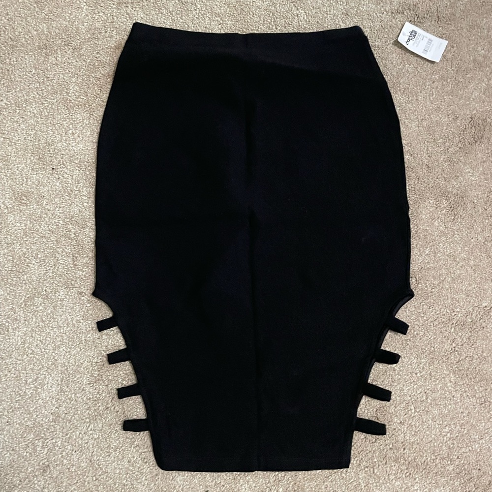 Charlotte Russe Pencil Skirt with Cutout on Bottom Black Women’s Small NWT
